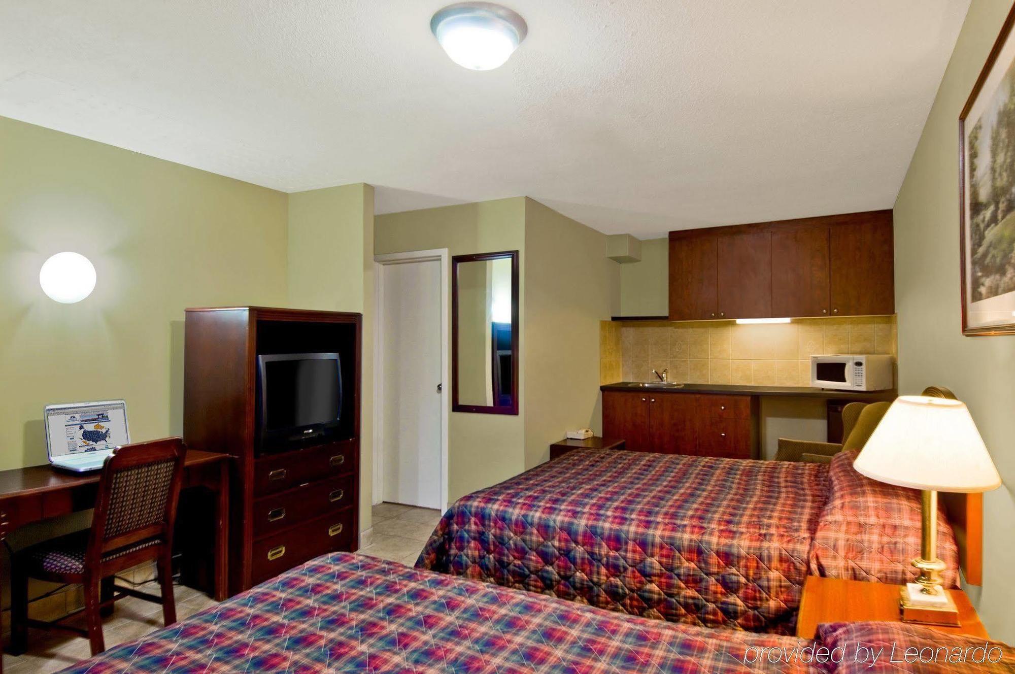 Burlington Inn Екстер'єр фото